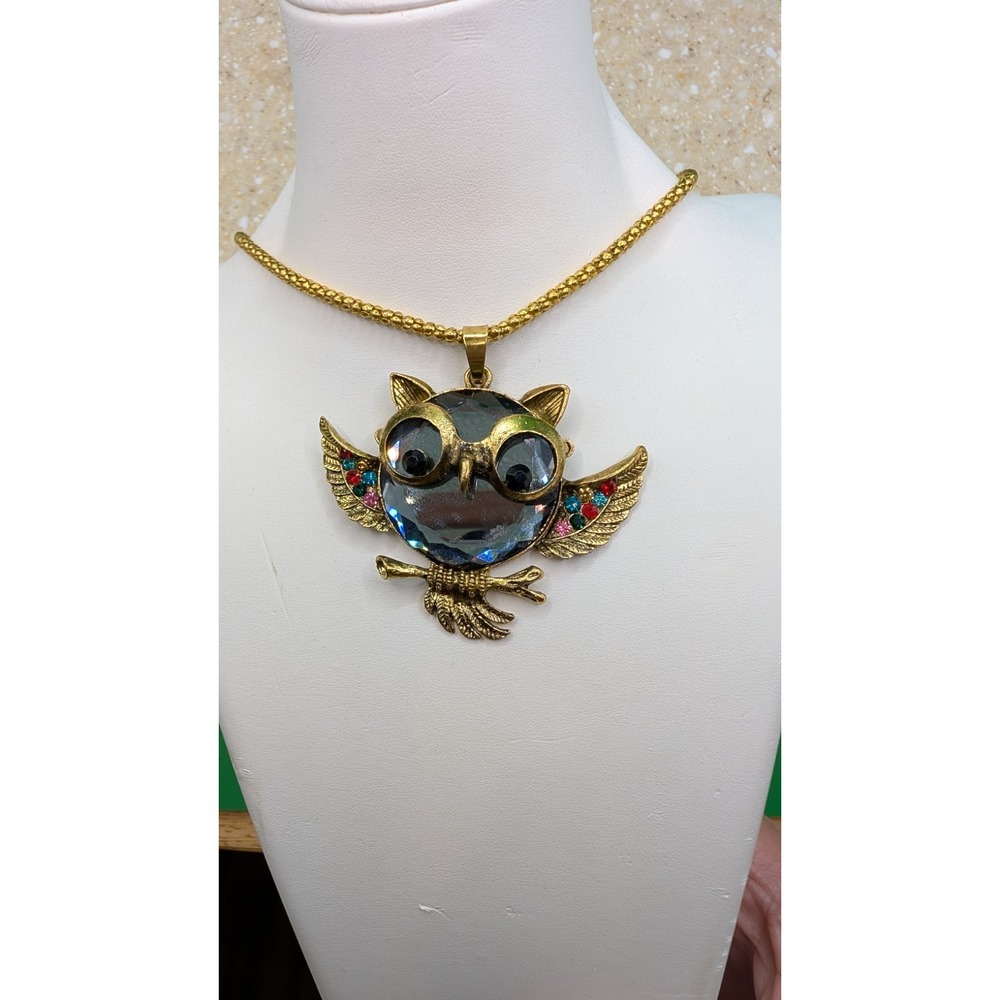 Vintage Style Gold Tone Owl Pendant Necklace Big Blue Crystal Belly Rhinestones